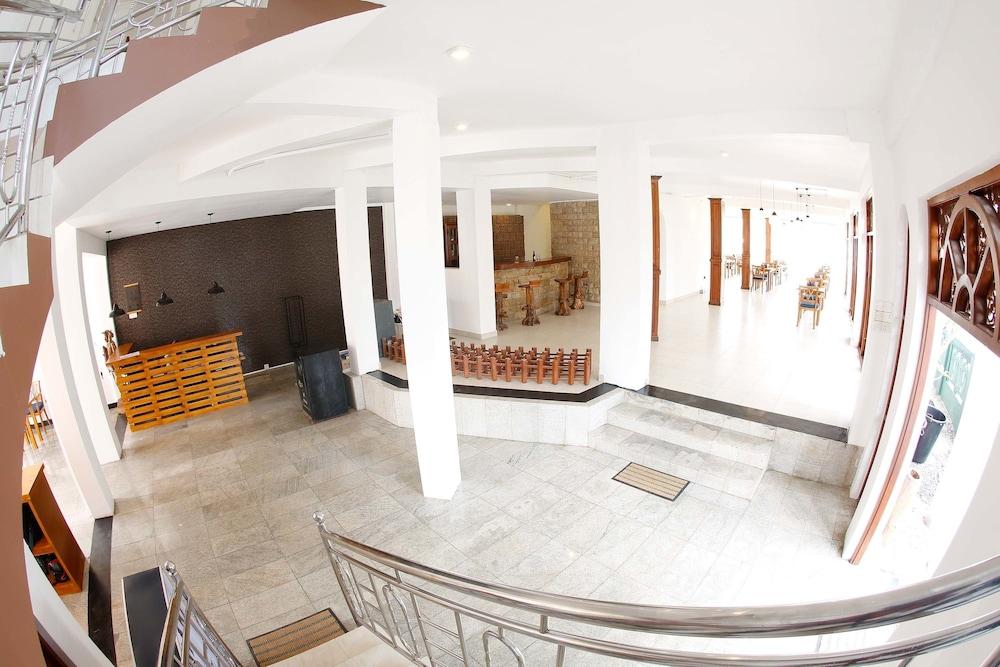 Zand Negombo Ettukala Exterior foto